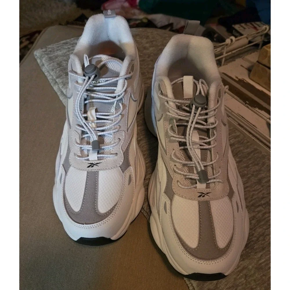 Reebok Road‎ Prime White Silver Size 11 Mens Sneakers Running Shoes NEW